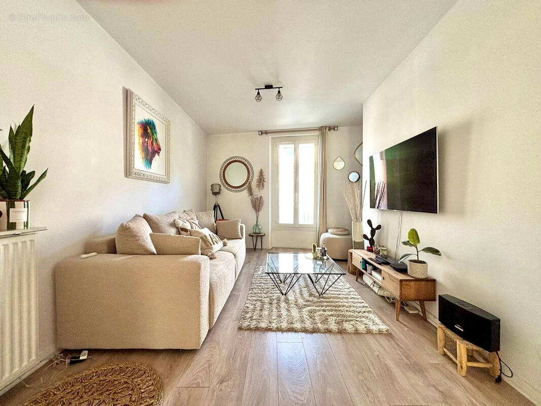 Appartement à LE PERREUX-SUR-MARNE