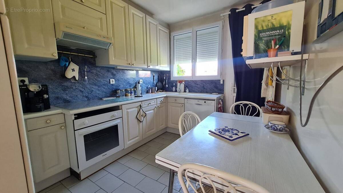 Maison à GOUSSAINVILLE