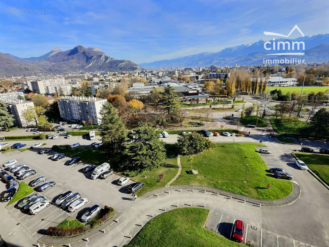 Appartement à SEYSSINET-PARISET