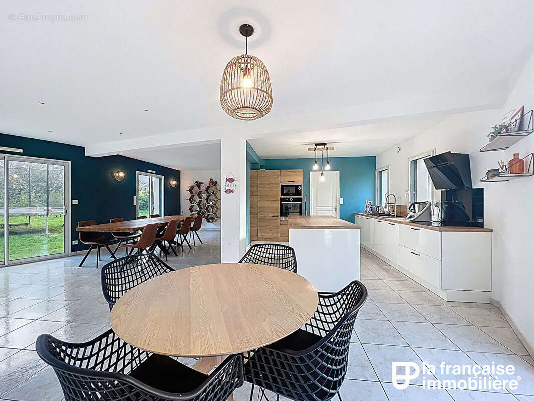 Maison à SAINT-GILLES