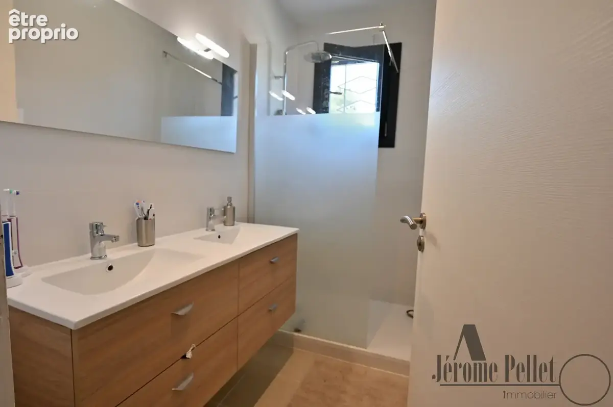 A vendre : 69360, ternay centre - maison de ville 95 m2 - 3 chambres - jardin 443 m2 et garage - photo 11