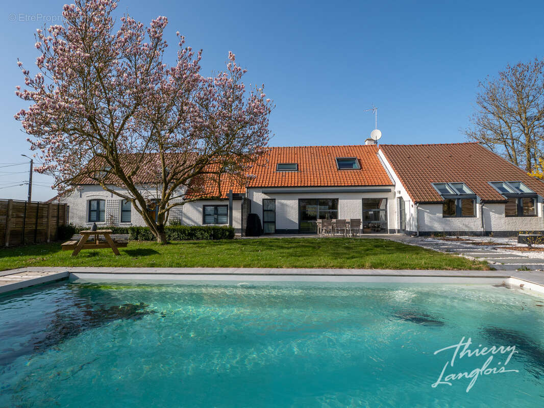 Maison à TILLOY-LEZ-MARCHIENNES