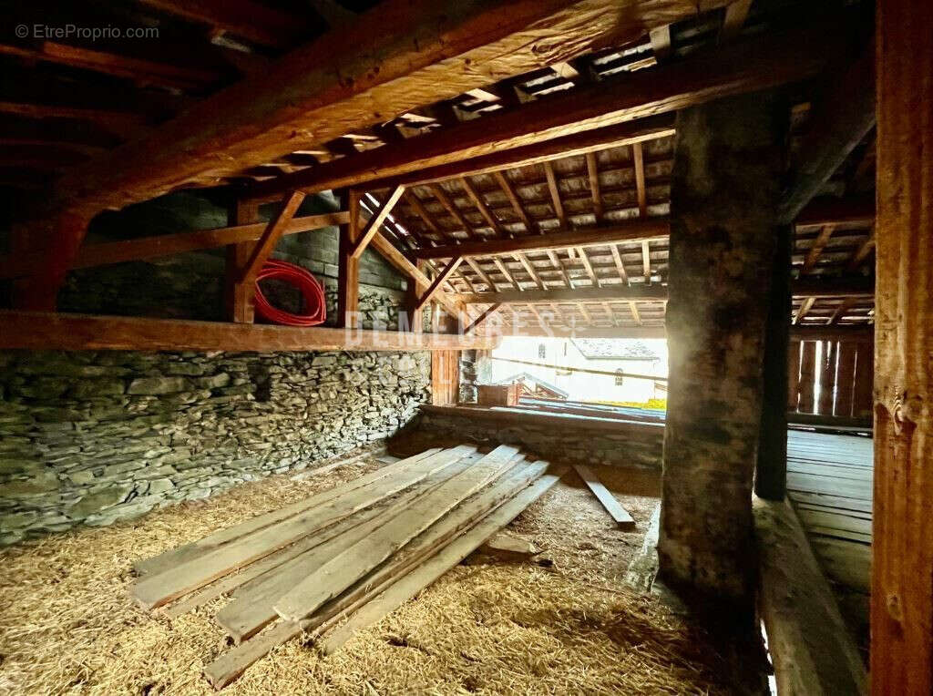 Maison à VILLAROGER