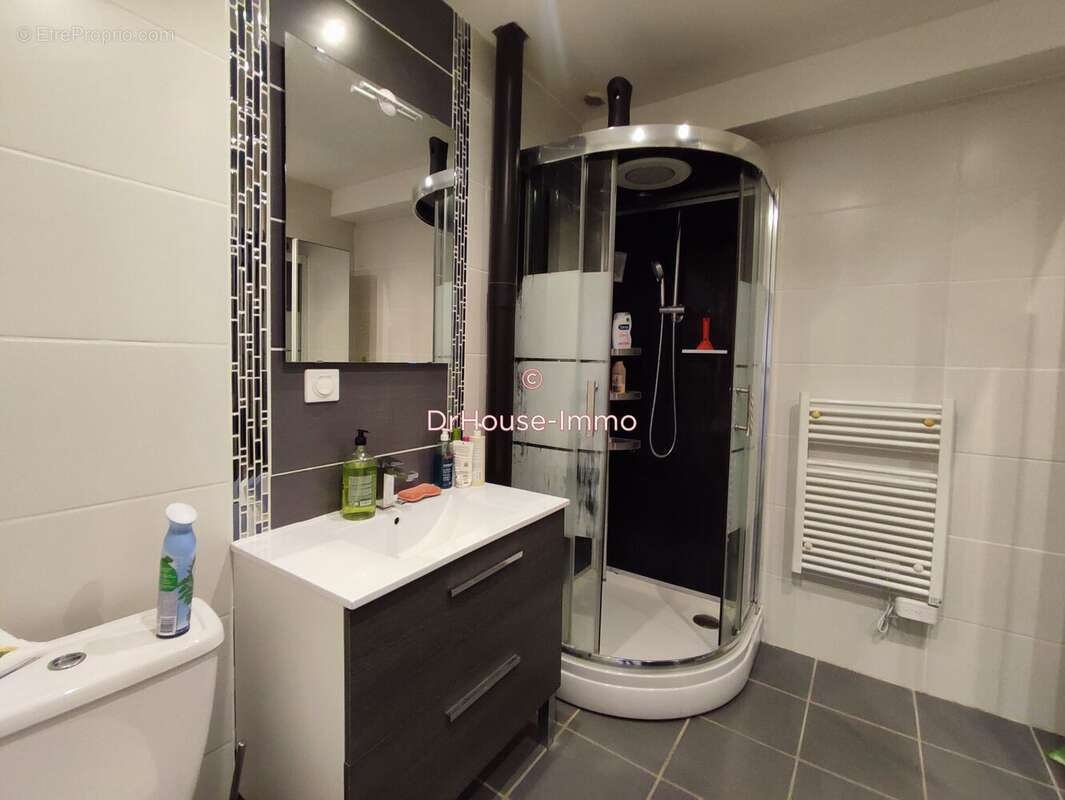 Maison à MONDRAINVILLE