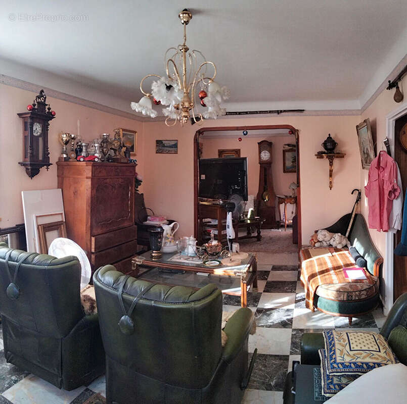 Maison à GRILLON