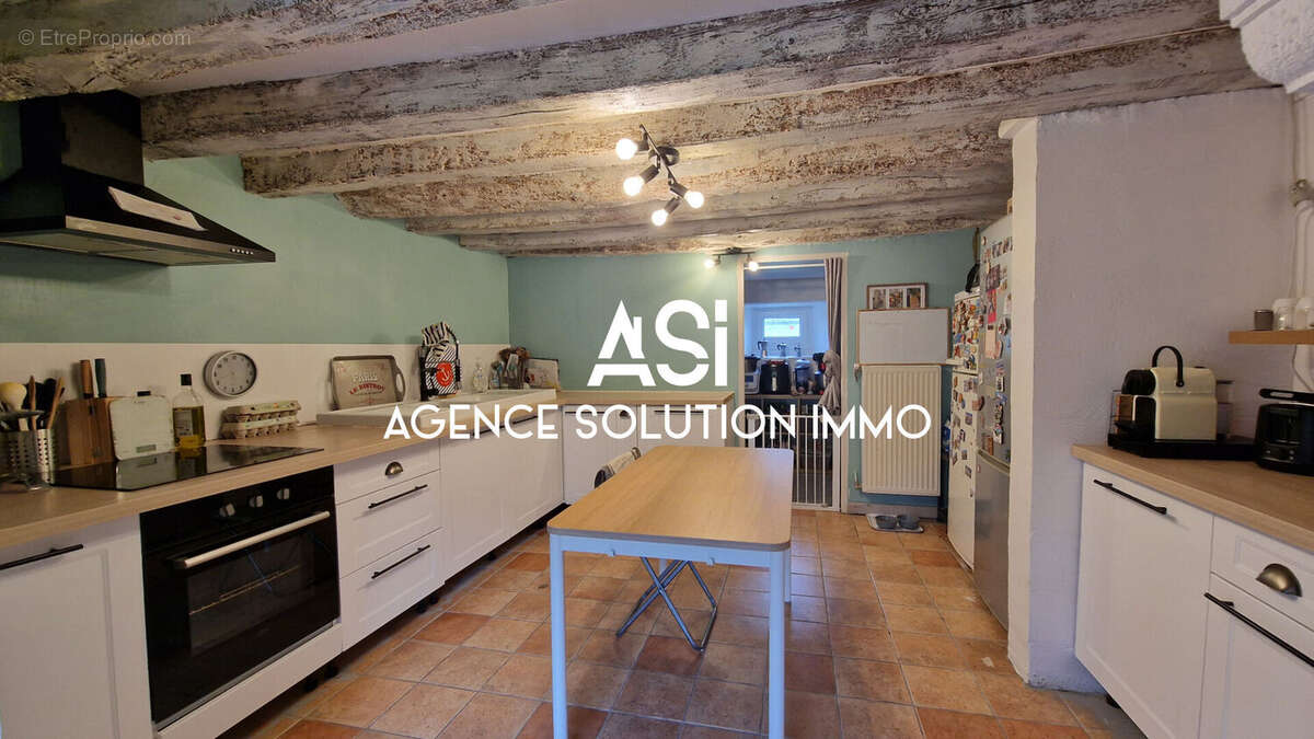 Maison à SAINT-PAUL-LE-GAULTIER