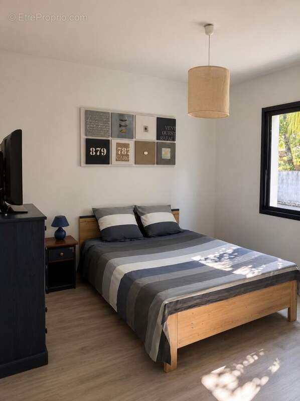 Maison 180 m² à Gujan-Mestras  - photo 3