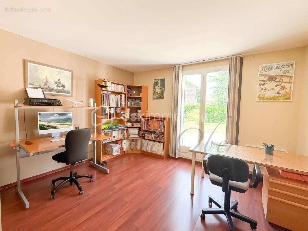 Maison à OZOIR-LA-FERRIERE