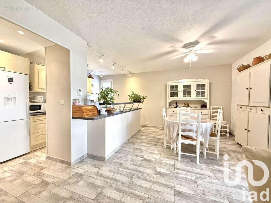 Photo 9 - Appartement à SAINT-LAURENT-DU-VAR