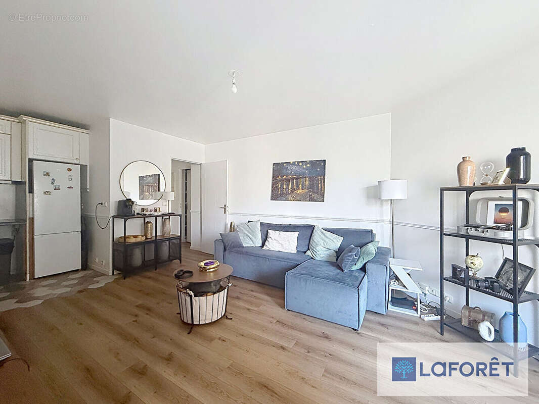 Appartement à LE PLESSIS-TREVISE