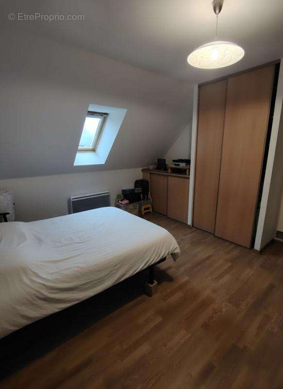 Nord Vendome, pavillon tout confort sur terrain 1,5 ha et dépendances - photo 9