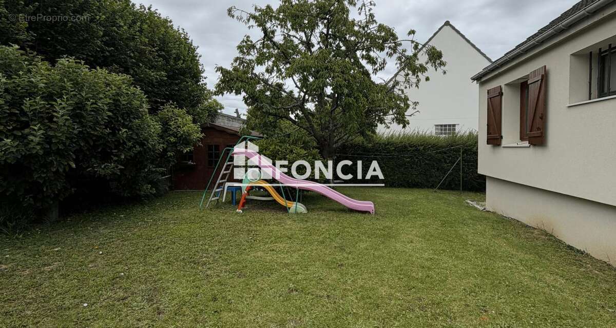 Maison à OSNY