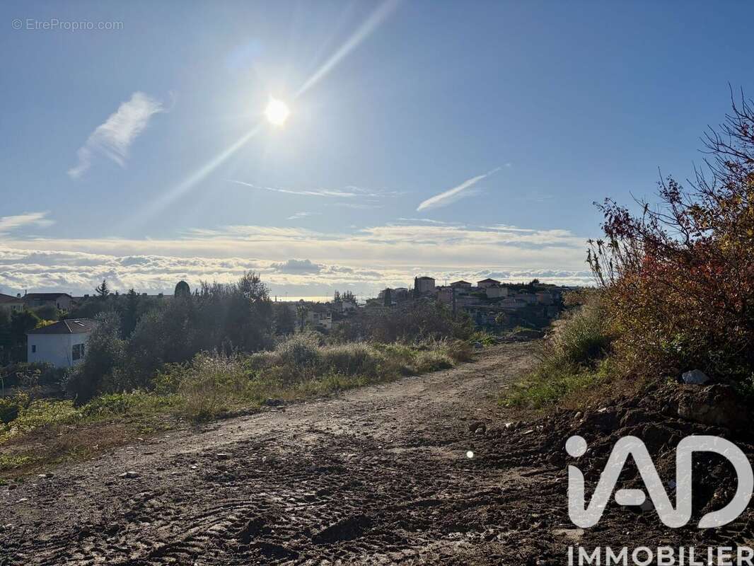 Photo 3 - Terrain à NICE