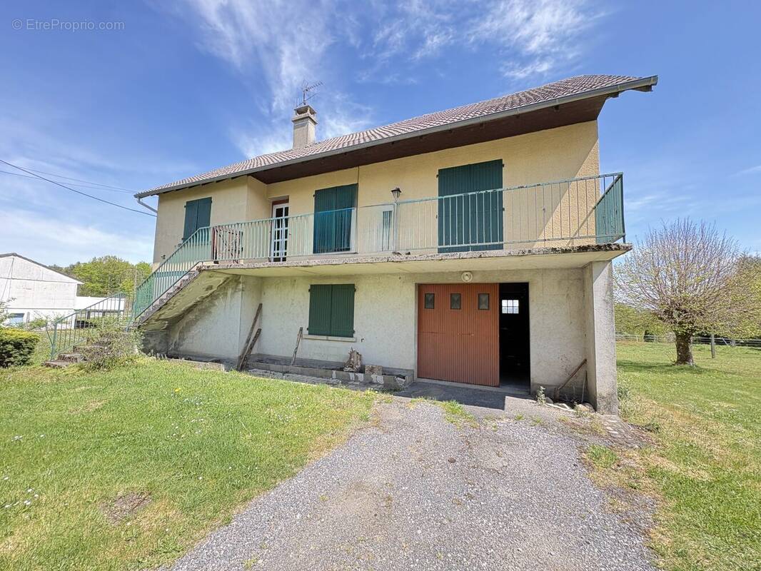 Maison à SAINT-JULIEN-AUX-BOIS