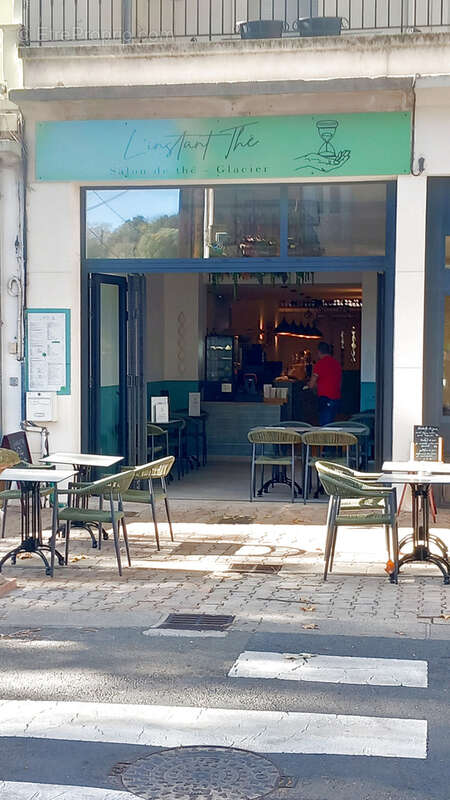 Commerce à LAMALOU-LES-BAINS