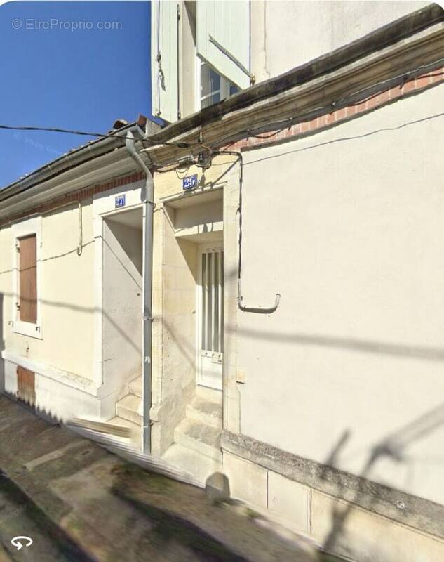 Photo 1 - Maison à SAINTES