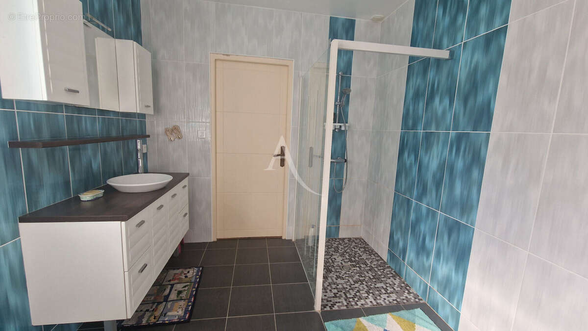 Maison à TALMONT-SAINT-HILAIRE