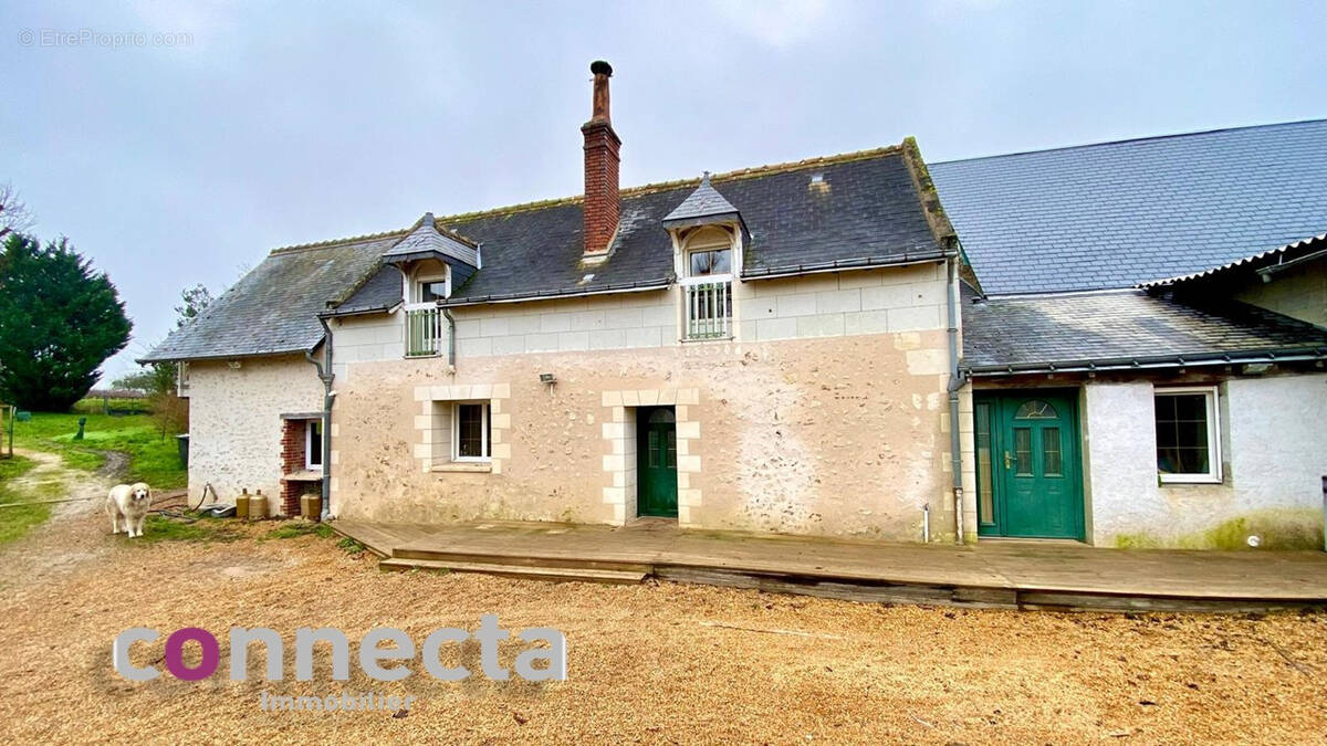 Maison à ROCHECORBON