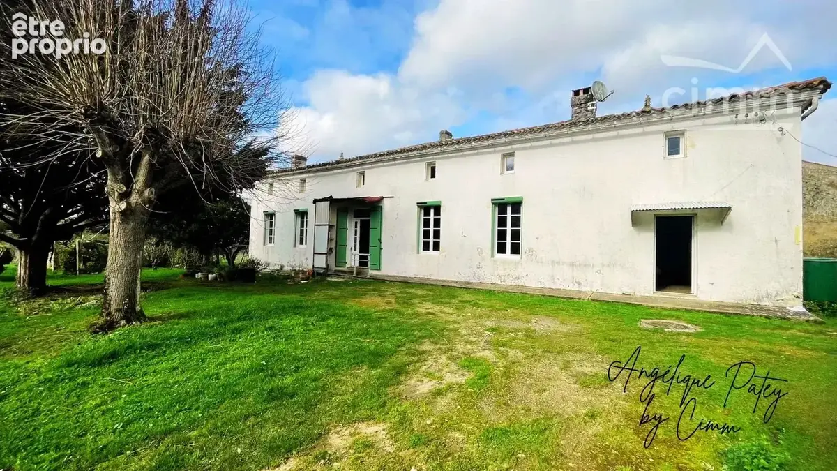 Maison à SAINT-GENIS-DE-SAINTONGE