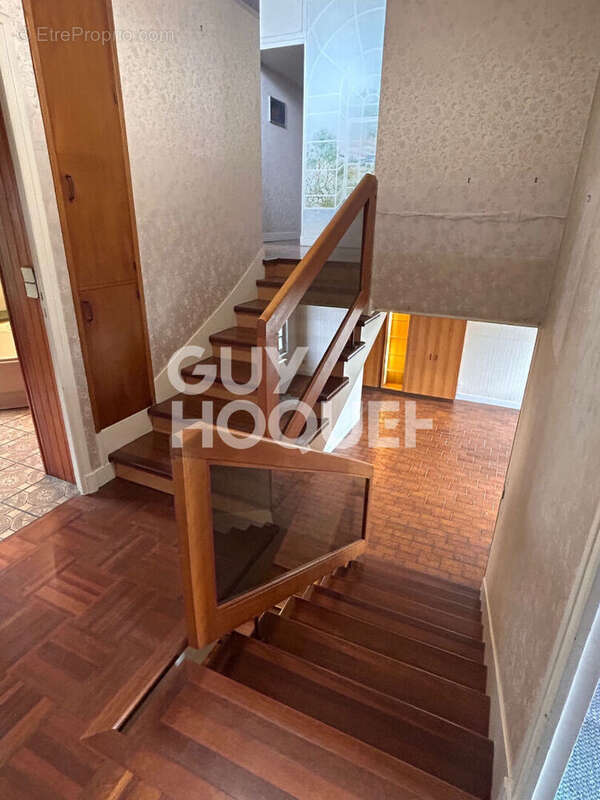 Maison à LES PAVILLONS-SOUS-BOIS