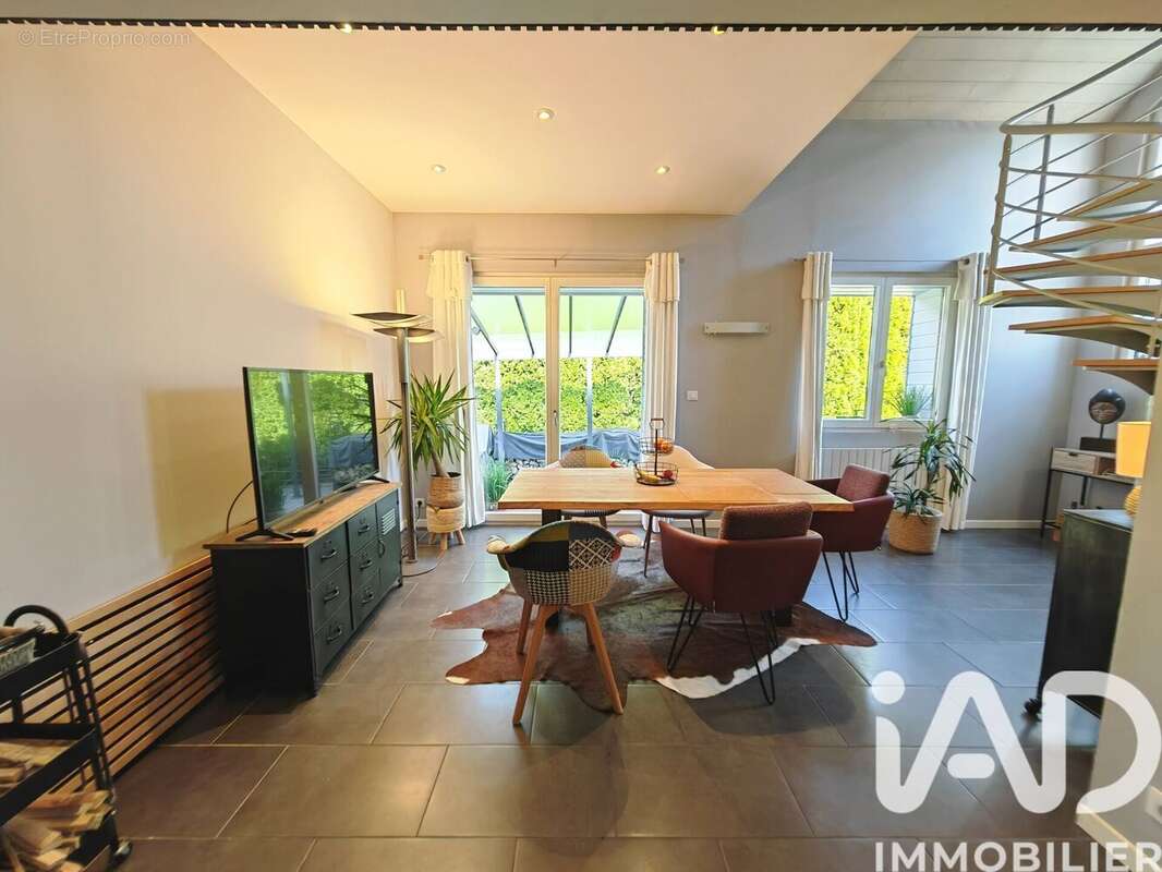 Maison 127 m² à Morteau  - photo 7
