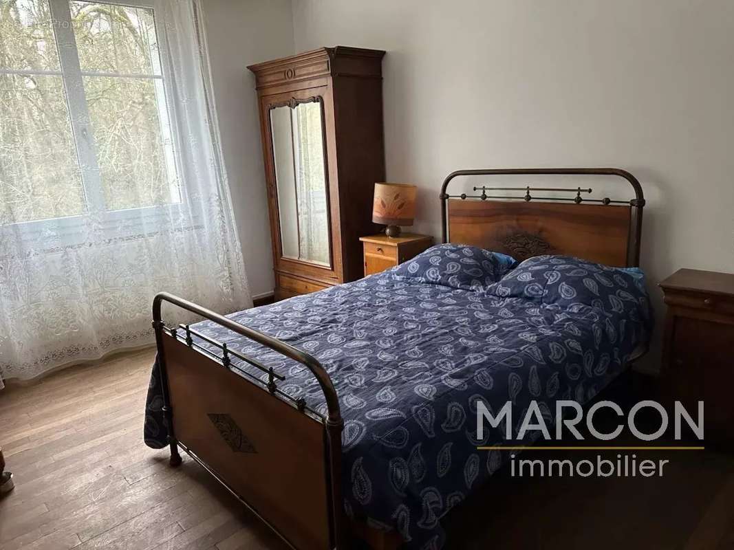 Maison à SAINT-GAULTIER