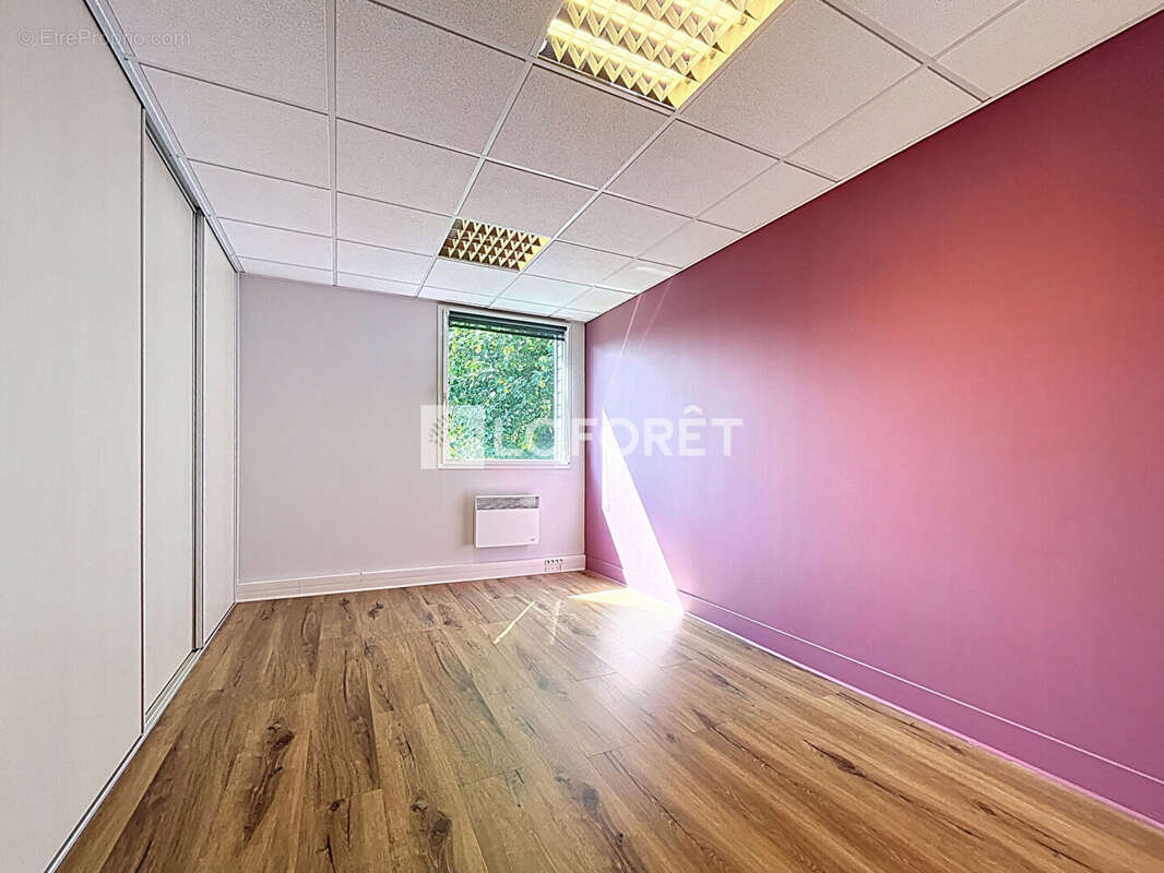 Bureaux Elbeuf 192 m² - photo 8