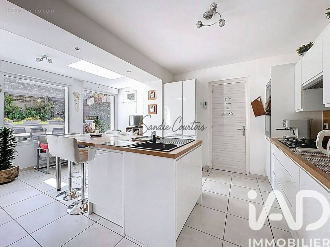 Photo 1 - Maison à LE PORTEL