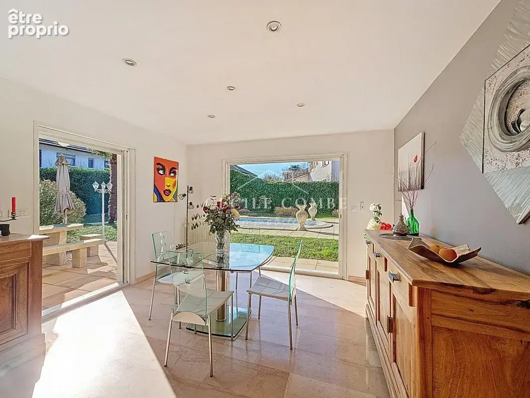Maison 5 pièces 129 m² à vendre à Saint-Laurent-De-Mure (69720) - photo 5