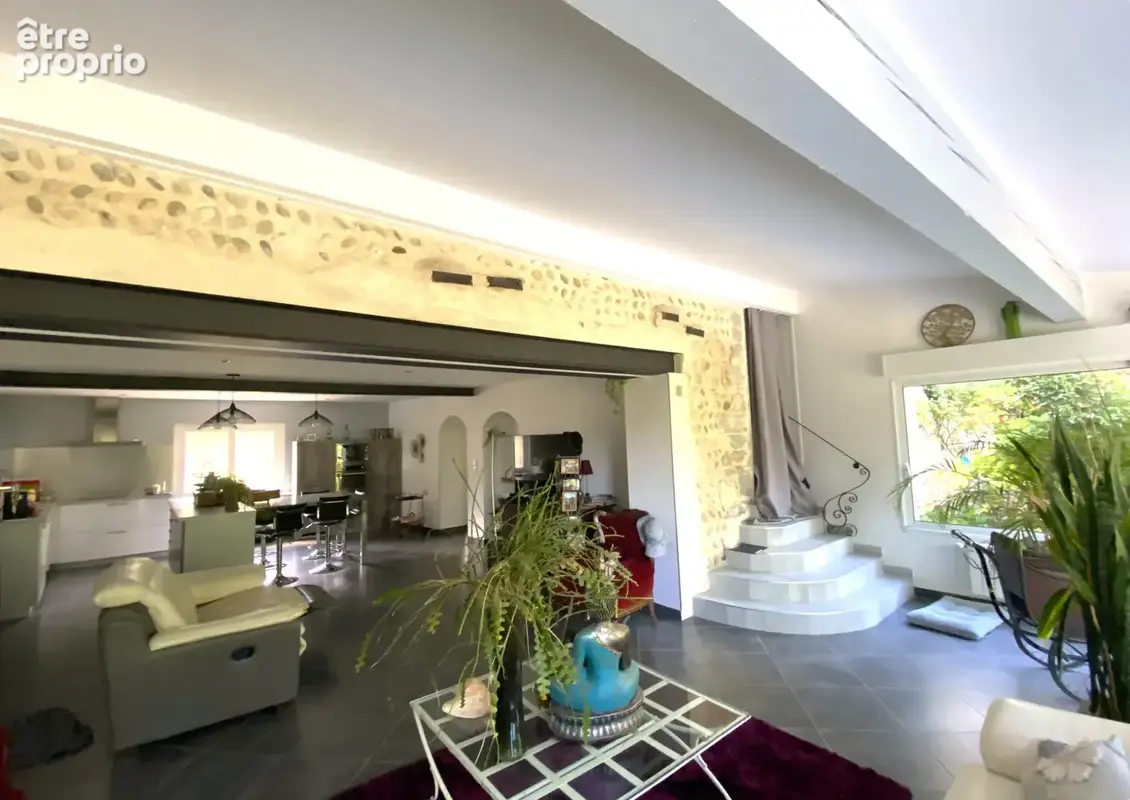 Portes de la drome provencale, loriol. ferme sur parc de  3 582 m2 et 284 m2 habitables - photo 2