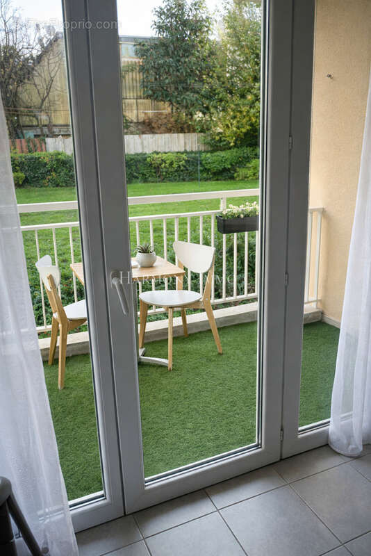 Appartement à VILLENAVE-D'ORNON
