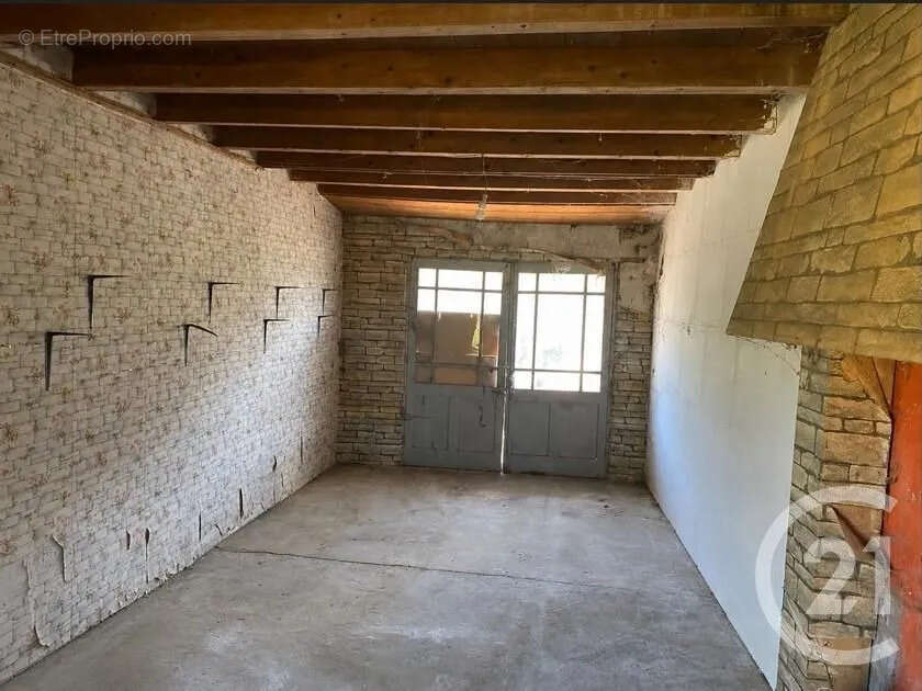 Maison 5 pièces 86 m² à vendre à Savigny-En-Revermont (71580) - photo 9