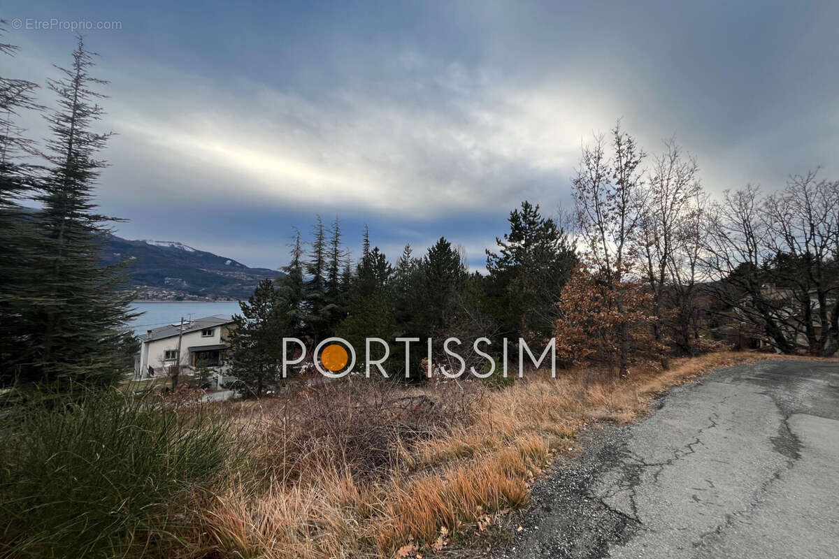 Terrain à SAVINES-LE-LAC