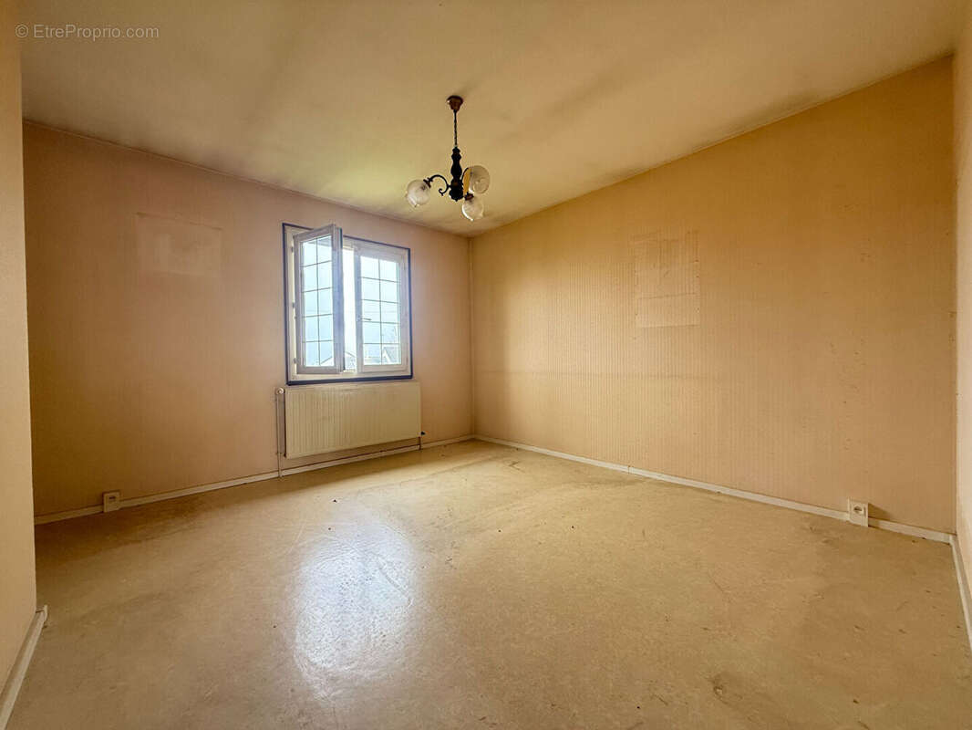 Maison à MONT-SUR-MEURTHE