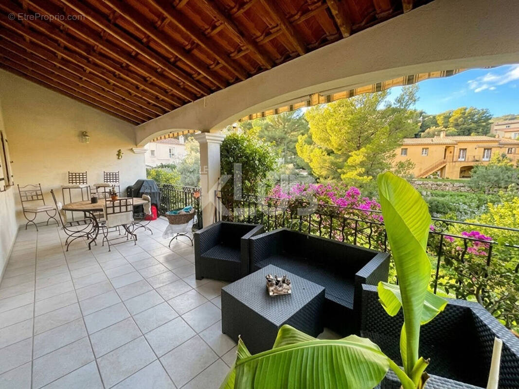 Maison à LA VALETTE-DU-VAR