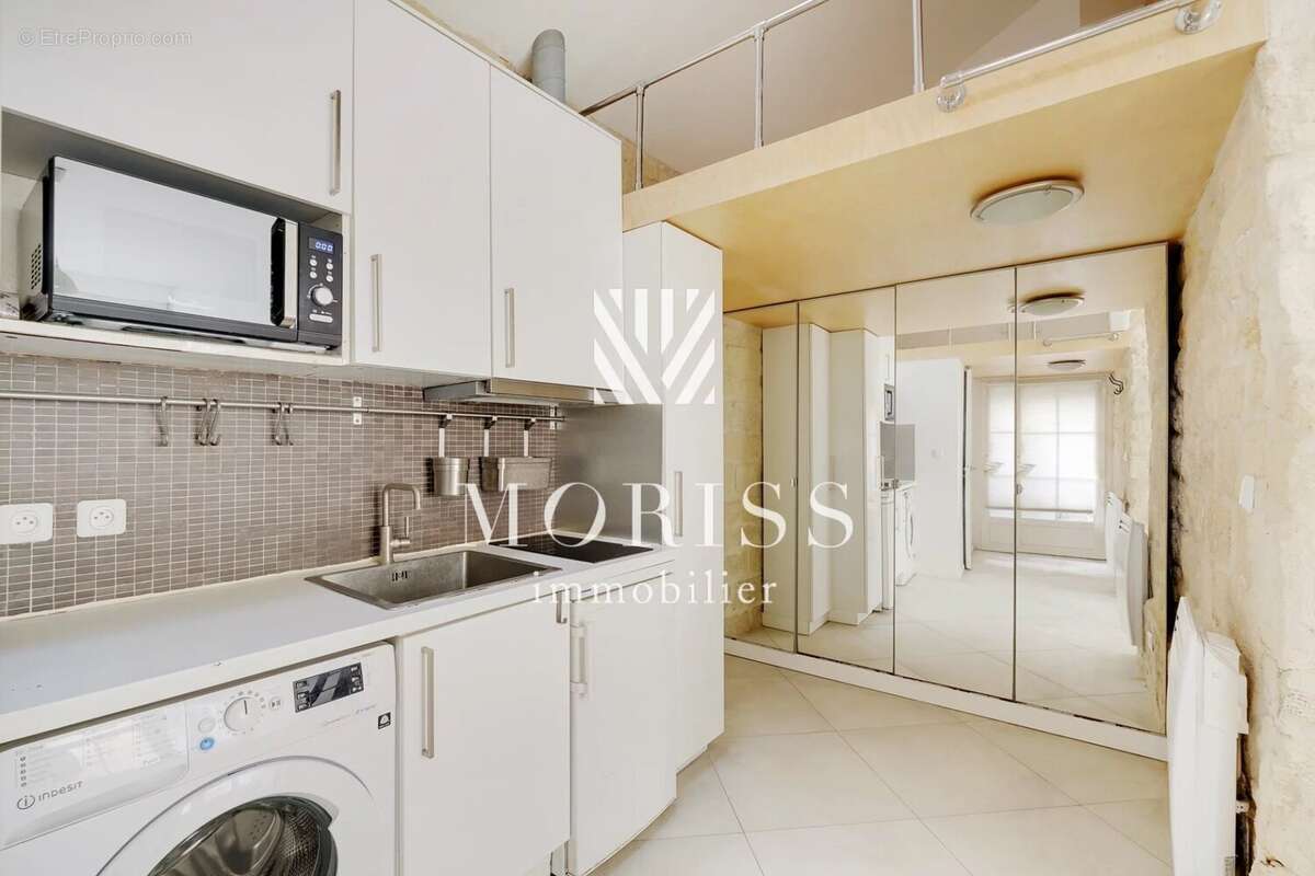 Appartement à PARIS-11E