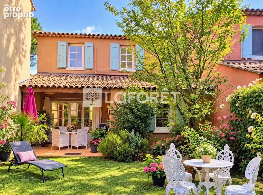 Maison à FAYENCE