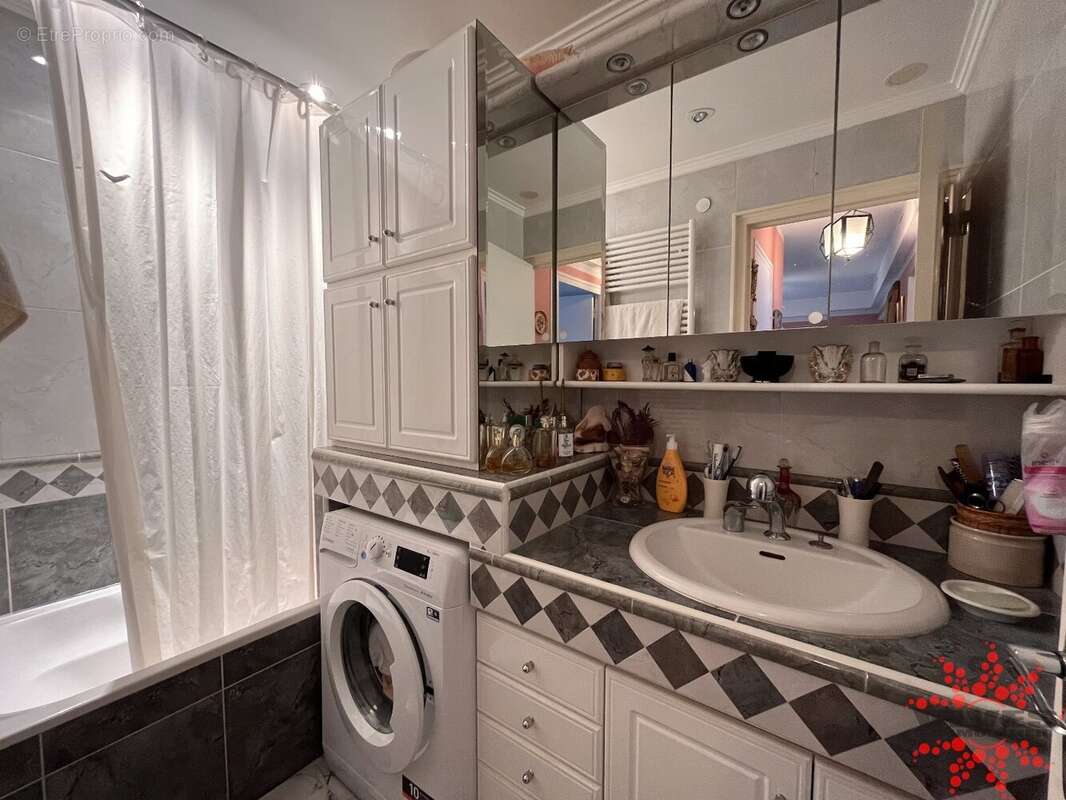 Appartement à BEZIERS