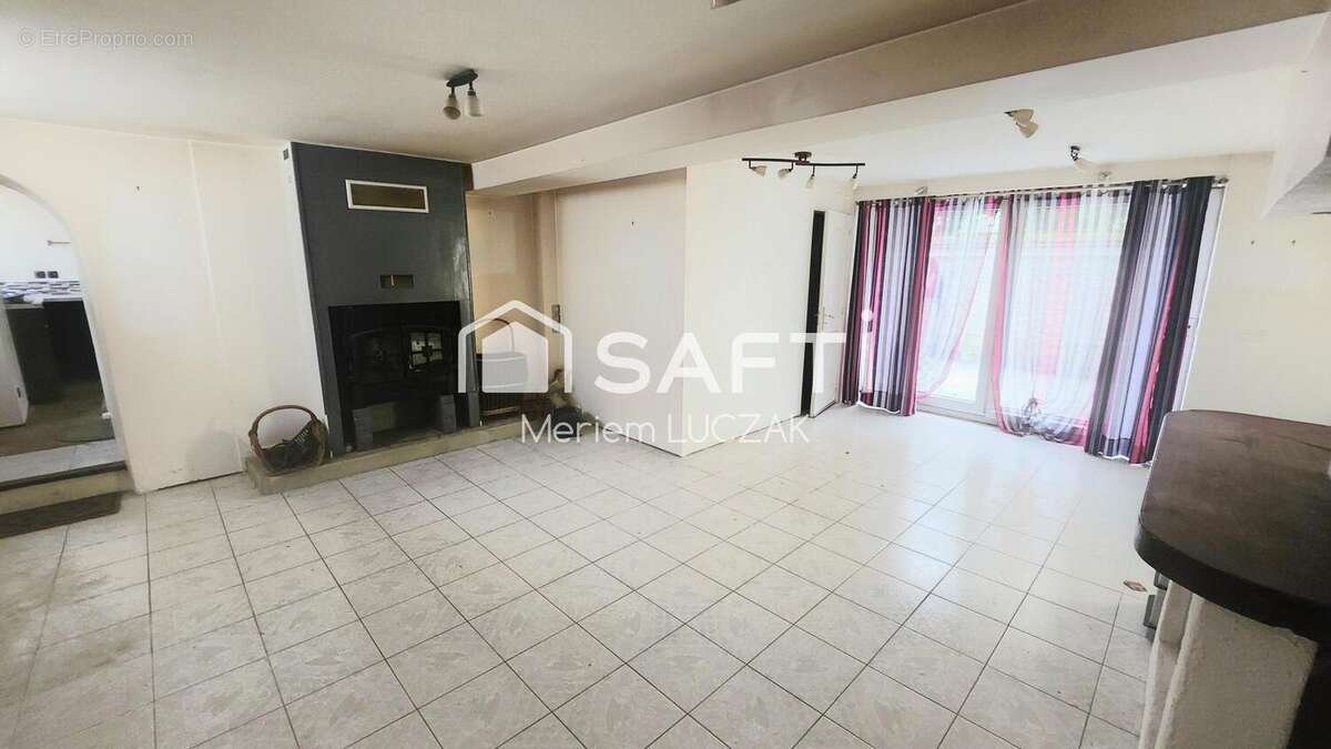 Photo 2 - Maison à BEYNES