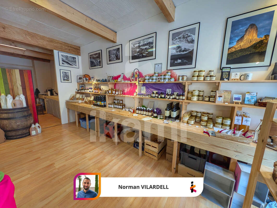 Commerce à MONESTIER-DE-CLERMONT