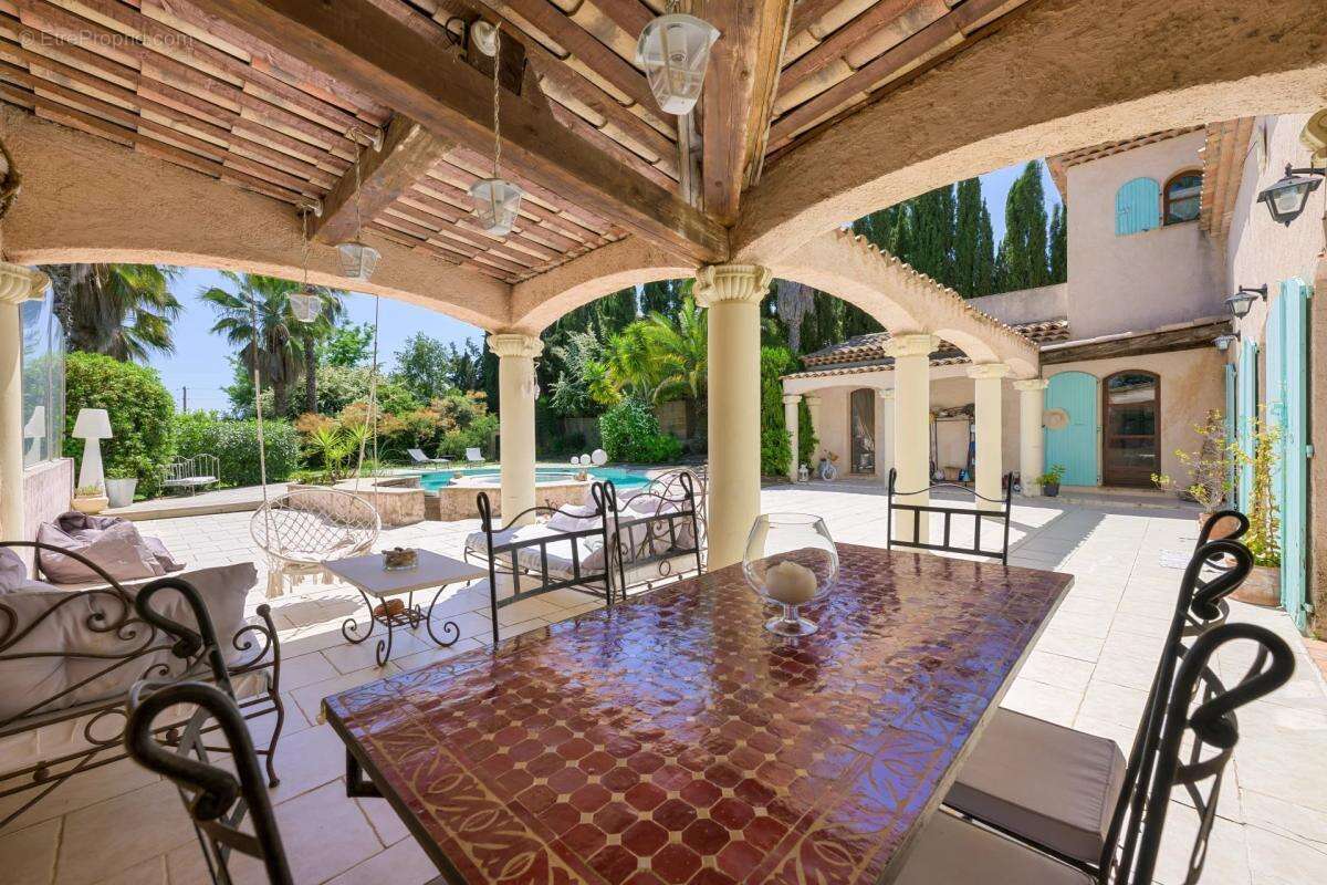 Maison à VENCE