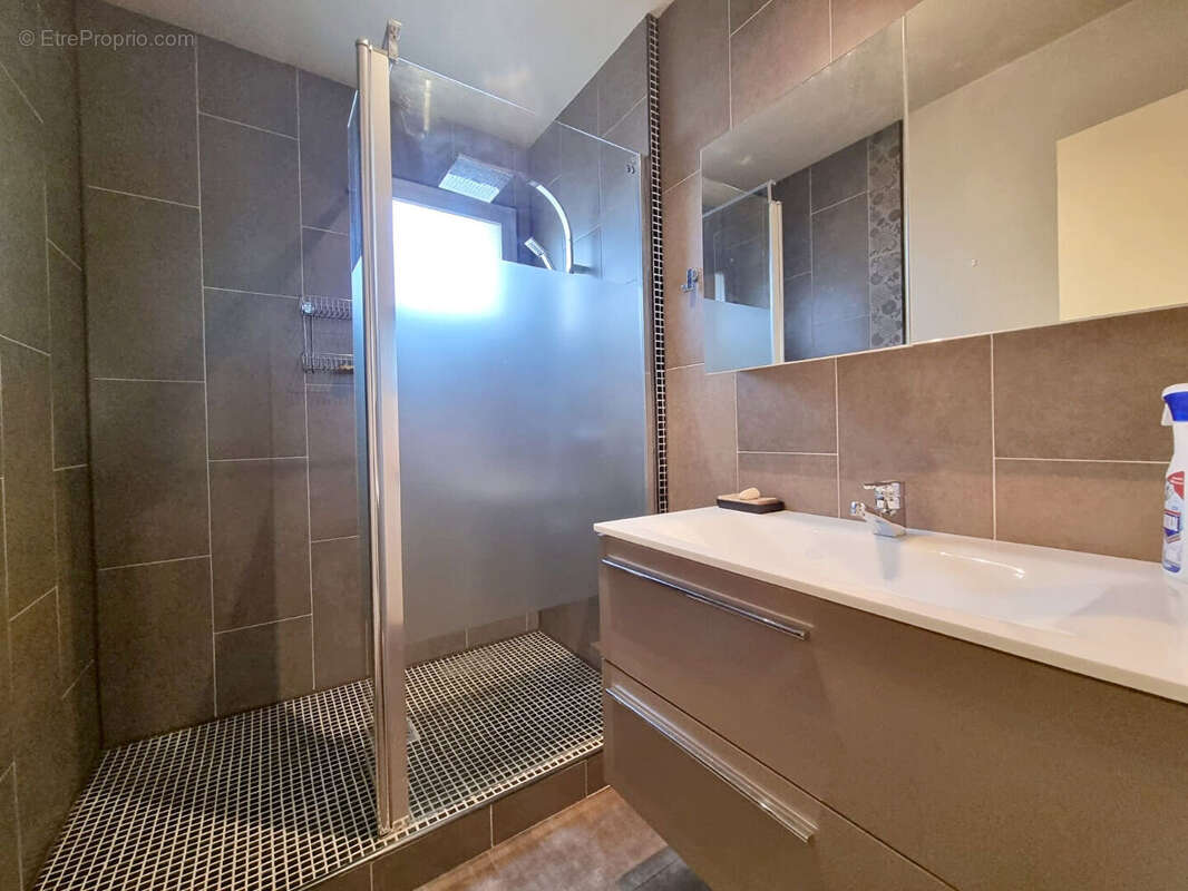 Appartement à DEUIL-LA-BARRE