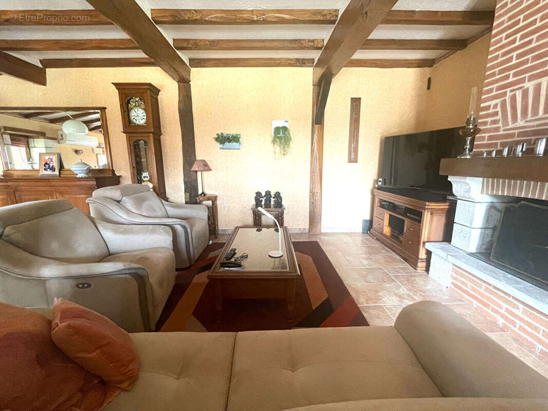 Maison à HAUTEFAGE-LA-TOUR