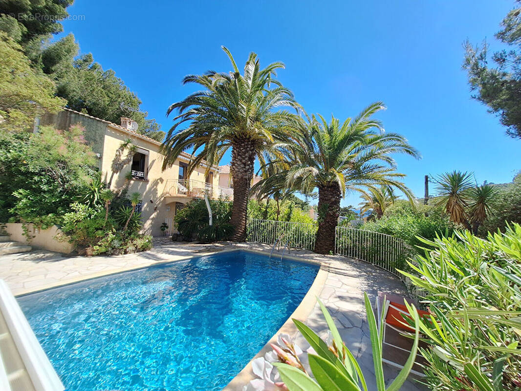 Maison à SAINT-MANDRIER-SUR-MER