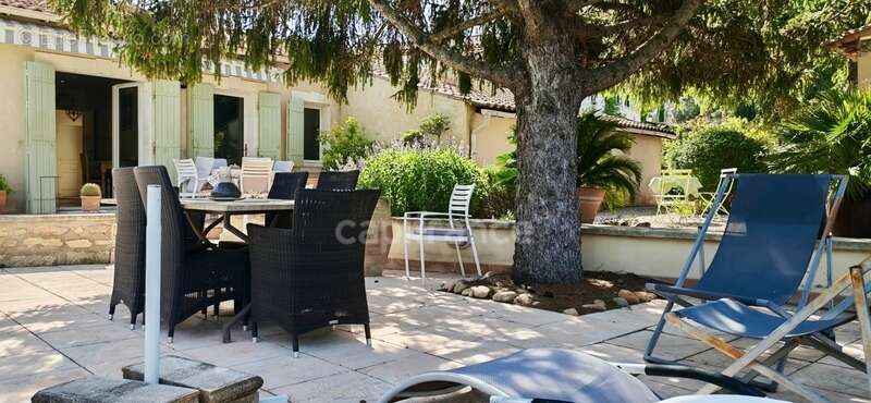 Maison à FONTVIEILLE