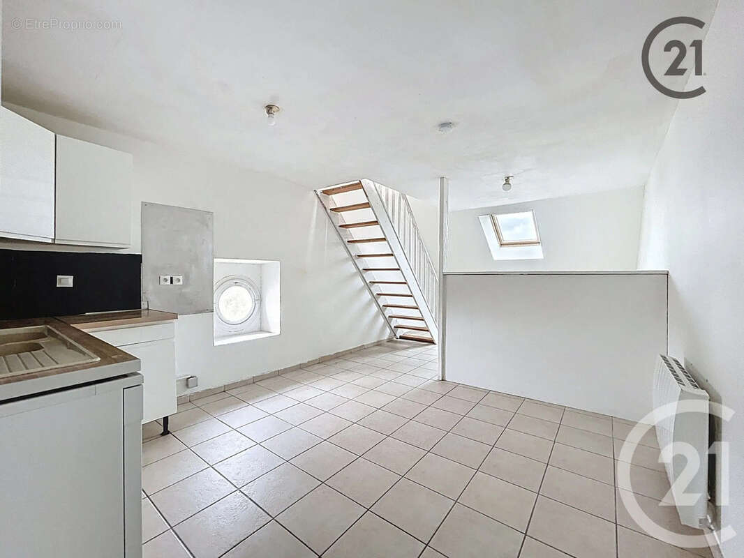 Appartement à MONTEREAU-FAULT-YONNE