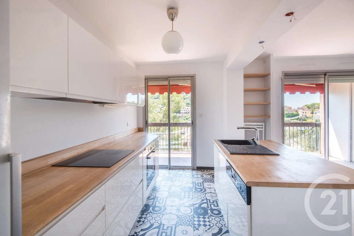 Appartement à VILLEFRANCHE-SUR-MER