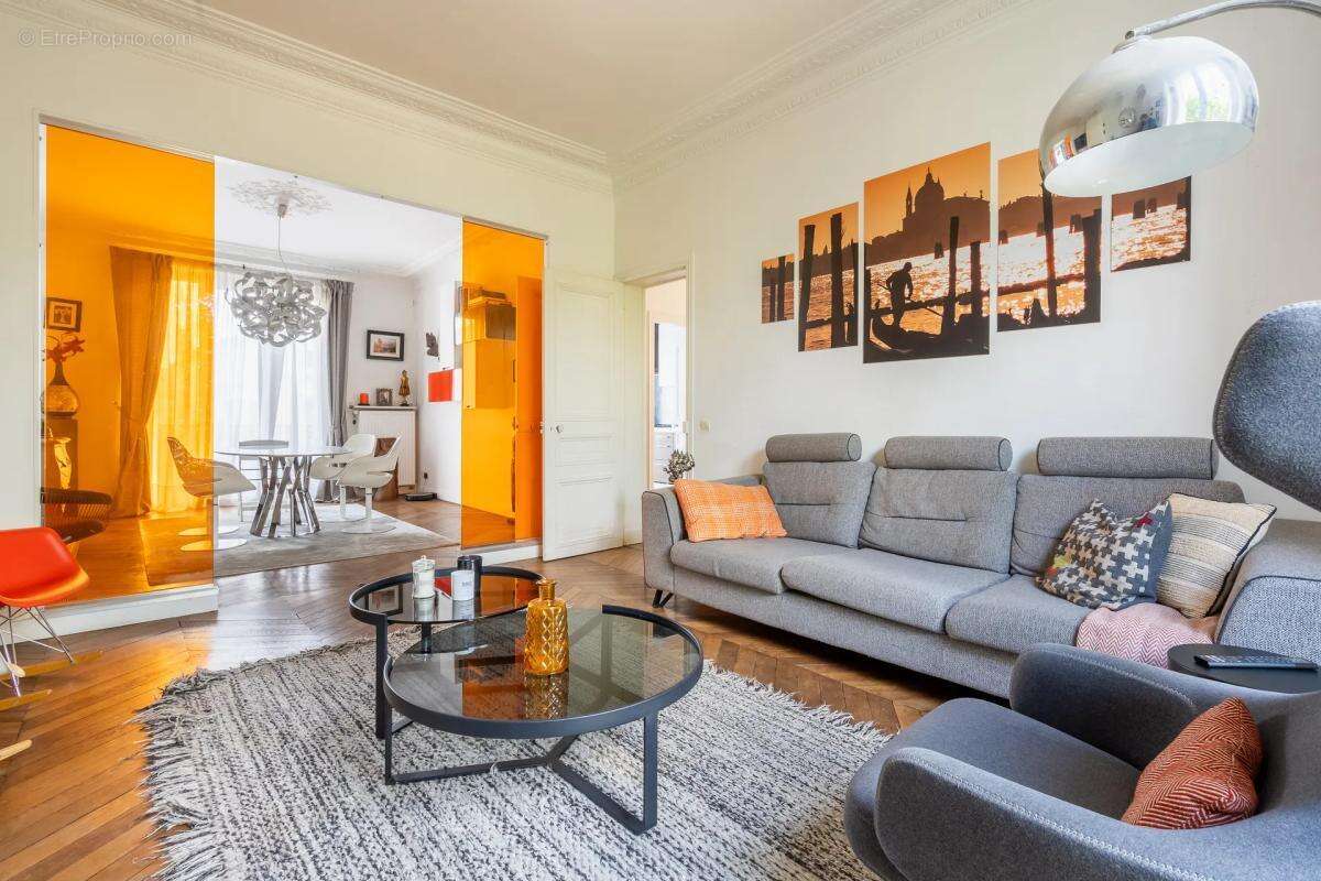 Maison de caractère de 145 m² avec jardin et sous-sol complet - photo 2
