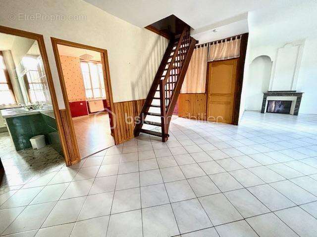 Maison à ESPERAZA