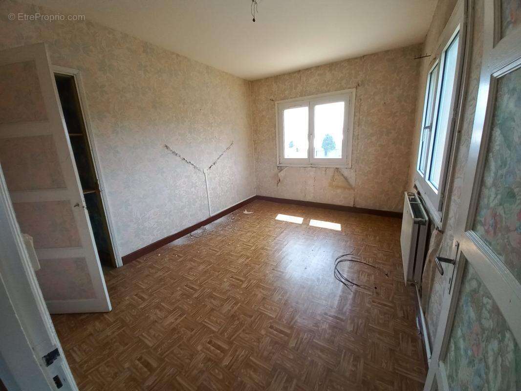 Maison à COURCELLES-LES-LENS